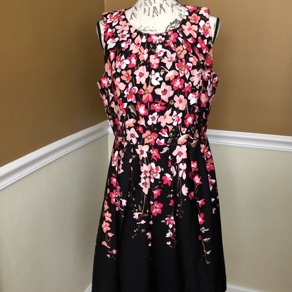 Talbots 14P Flowered Fit and Flare Dress